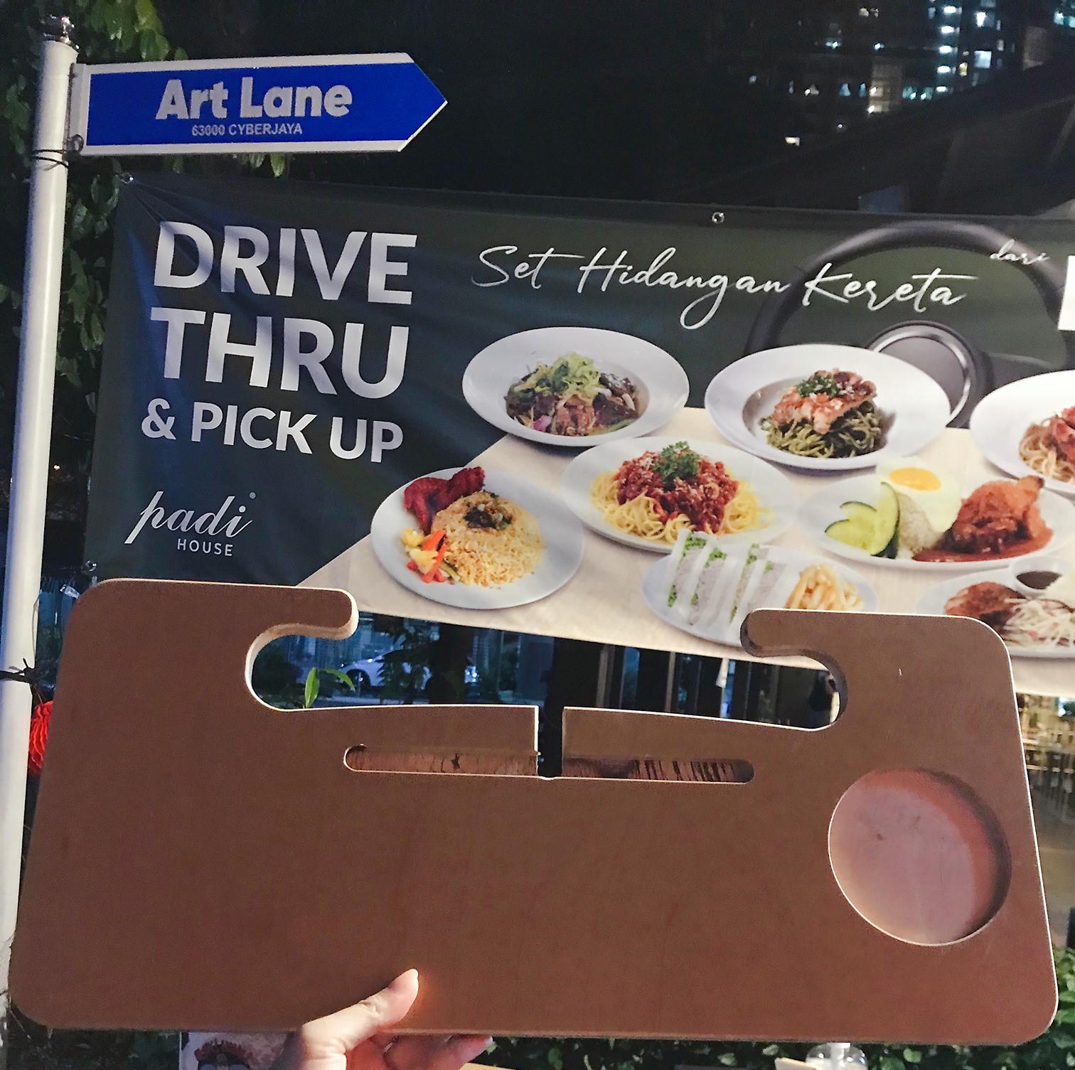 drive-in dining