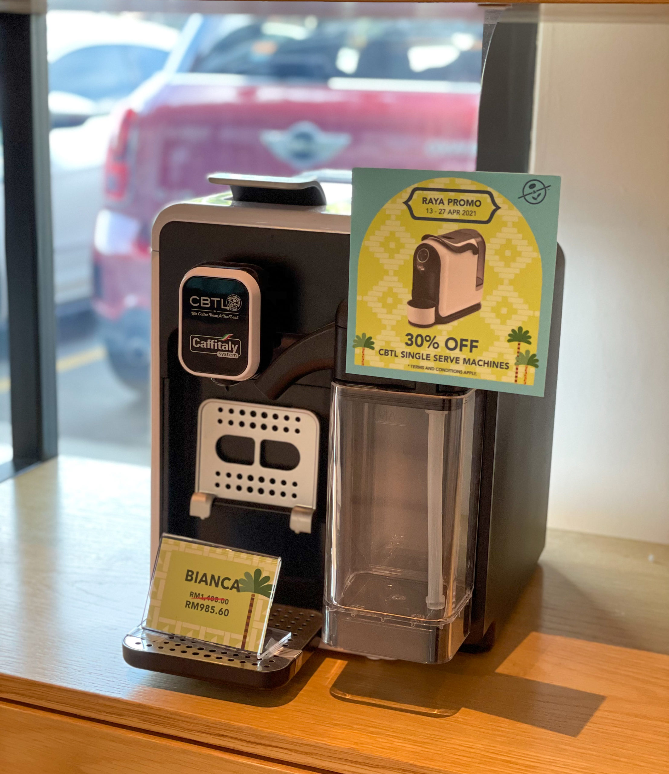 CHECK IT OUT: Coffee Bean & Tea Leaf's single-serve coffee machine